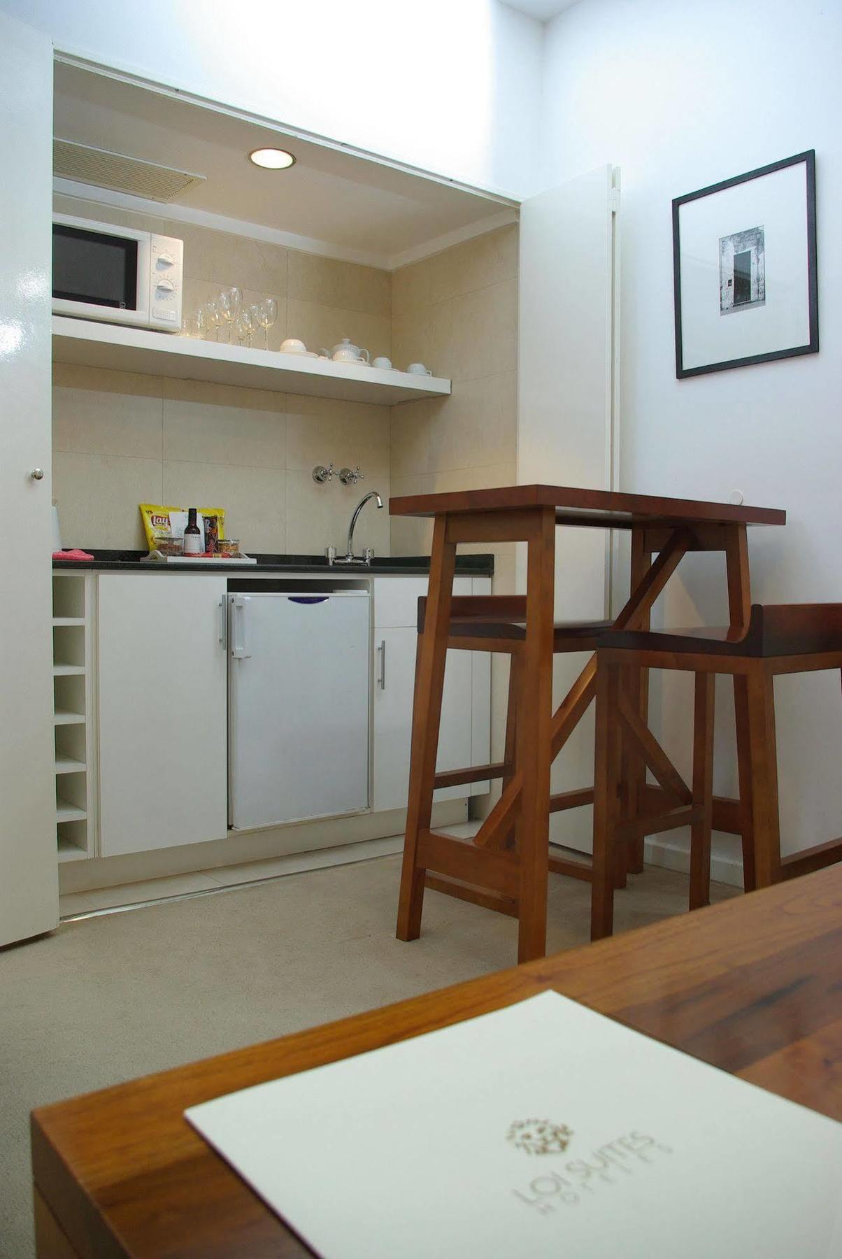 Loi Suites Arenales Buenos Aires Esterno foto